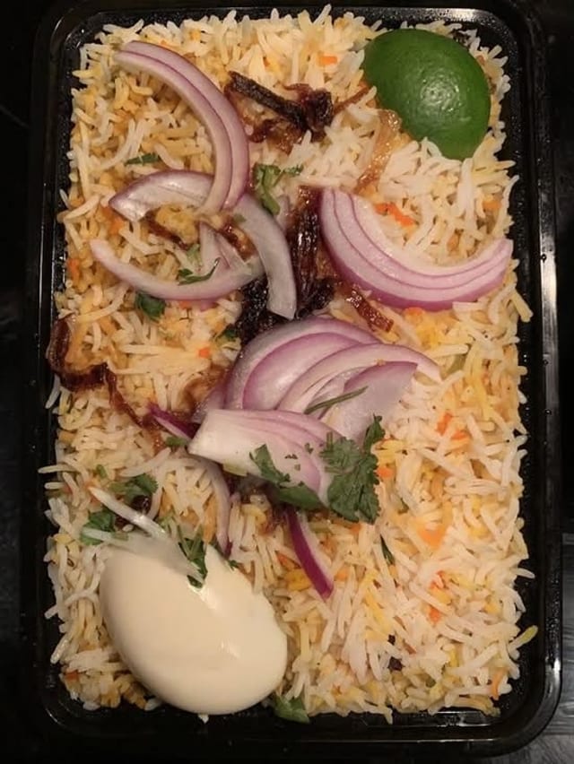 Bejawada Boneless Chicken Biryani FP.
